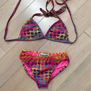 Les tout petits USA designer girls emoji pink swimsuit